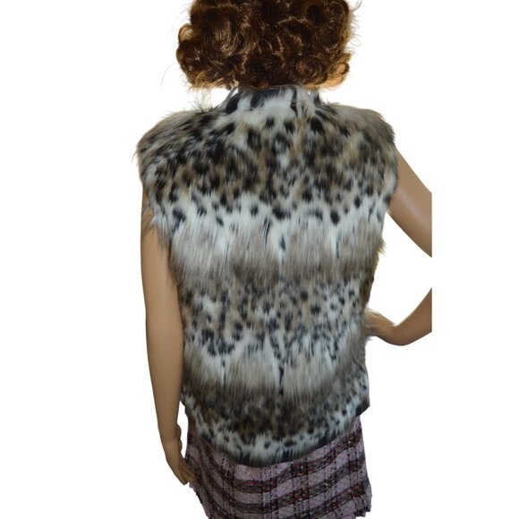 June Ambrose Faux Fur Vest Women's Size Medium Old Money Mob Wife Fall Layering - Picture 3 of 9